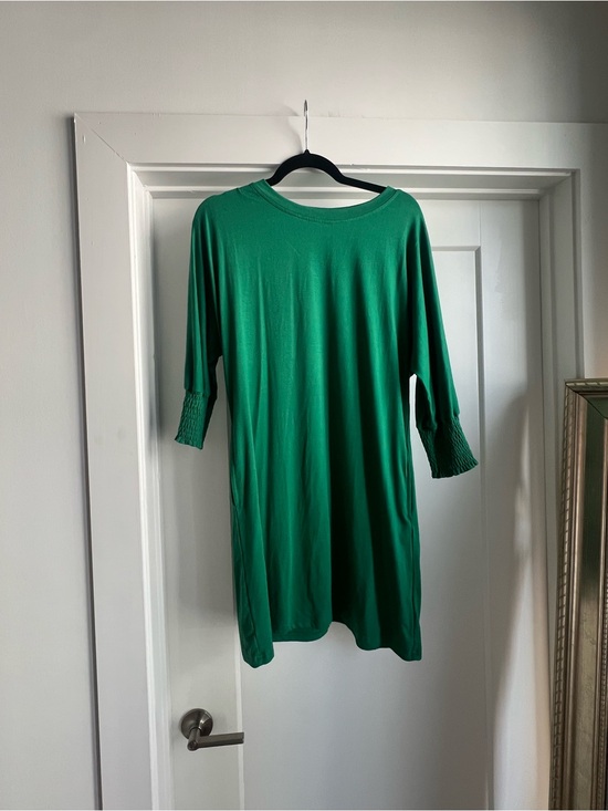 Tops - Women's Green Smocked-Sleeve Tunic Top